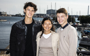 Alexandra Manley avec les princes Nikolai et Felix
