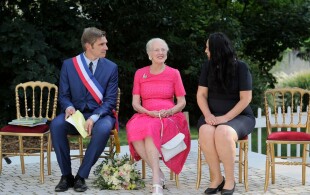 Margrethe de Danemark à Cahors popur visiter l'exposition qui lui est consacrée au musée Henri-Martin