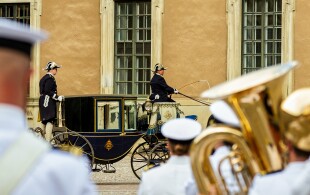 Audiences au palais royal de Stockholm avec décorum