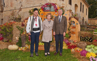 Margareta et Radu de Roumanie à Apos dans le comté de Sibiu