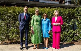 Maxima des Pays-Bas rencontre Nancy Pelosi à san Francisco