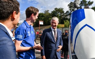Philippe de Belgique sur le circuit de Zolder pour l’iLumen European Solar Challenge