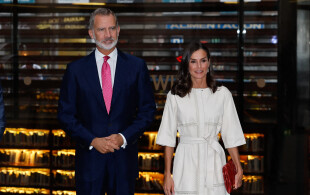 Felipe et Letizia d'Espagne au musée reine Sophie à Madrid  pour la lancement de l'année Picasso