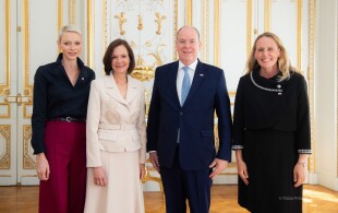 Le prince et la princesse de Monaco reçoivent l'ambassadrice des Etats Unis Denise Campbell Bauer