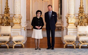 Henri de Luxembourg reçoit la présidente de la diète polonaise Elisabeta Witek
