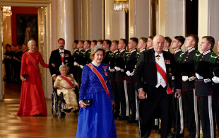 Dîner de gala au Palais royal d'Oslo pour les membres du parlement