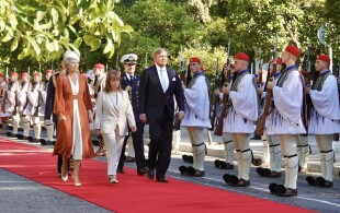 Les souverains néerlandais à Athènes au palais présidentiel