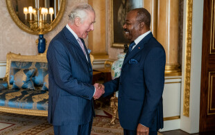 Charles III reçoit le président du Gabon Ali Bongo Ondimba  à Buckingham