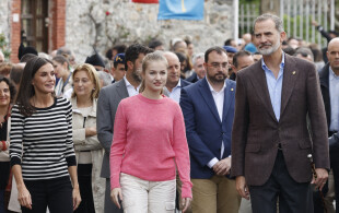 Felipe, Letizia et Leonor d'Espagne à Cadavedo aux Asturies