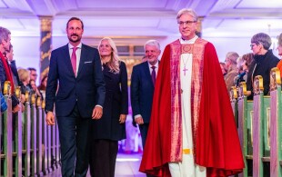 Haakon et Mette-Marit de Norvège à un service religieux à Oslo pour les 75 ans du service d'urgence de l'église de Norvège