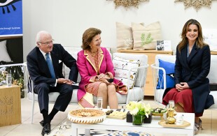 Les souverains suédois et la reine Rania de Jordanie à Amman au Queen Rania Center