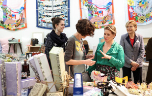 Maria Teresa de Luxembourg au Bazar de Noël de la Croix-Rouge