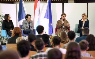 Maria Teresa de Luxembourg au lycée Vauban à Gasperich