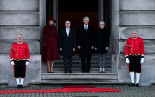 Les souverains belges accueillent le président suisse Cassis à Bruxelles en visite d'Etat