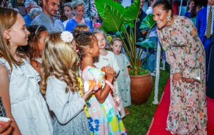 Victoria de Suède à l'ambassade à Nairobi