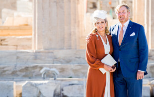 Maxima et Willem-Alexander des Pays-Bas sur l'Acropole à Athènes, au premier jour de leur visite d’État.