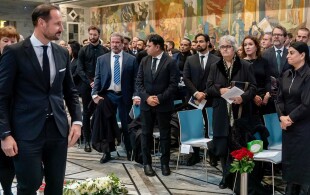 Haakon de Norvège aux funérailles de Shabana Rehman à Oslo