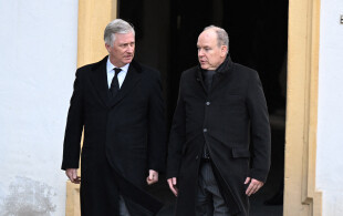 Le roi des Belges et le prince de Monaco aux funérailles du margrave de Bade à Salem