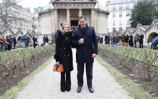 Louis de Bourbon aux 230 ans de la mort de Louis XVI  à la Chapelle expiatoie à Paris avec Zita de Bourbon-Parme