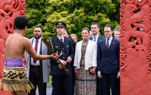 Victoria et Daniel de Suède au centre Maori de Wellington