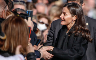Letizia d'Espagne à Alicante pour la réunion de la fédération des maladies rares