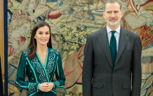 Felipe et Letizia d'Espagne reçoivent le Croix-Rouge