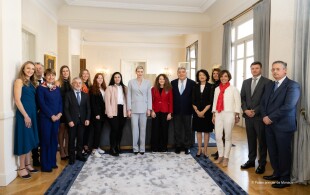Charlène de Monaco au déjeuner du Ministre d'Etat Pierre Martout pour la Journée internationale des droits des femmes 2023