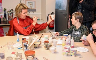Mathilde de Belgique à Tollembeek dans le cadre de la Semaine des Soins