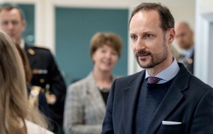Haakon de Norvège à Bergen pour des visites sur le thème du climat