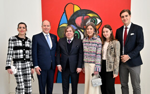 Albert de Monaco, Caroline de Monaco, Alexandra de Hanovre, Ben Sylvester Strautmann, Charlotte Casiraghi au Nouveau Musée National à Monaco