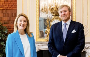 Willem Alexander des Pays-Bas reçoit la présidente du parlement européen  au palais Huis ten Bosch
