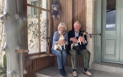 Le prince Charles et Camilla à Birkahll