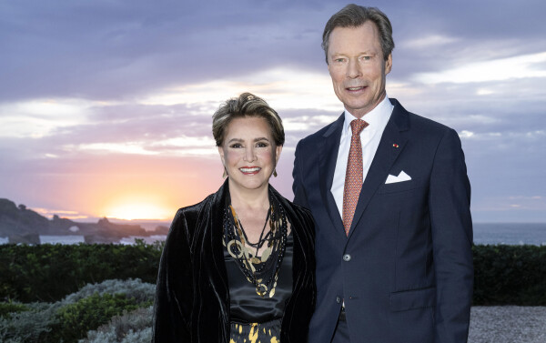 La grande-duchesse Maria de Luxembourg et le grand-duc Henri de Luxembourg à la soirée de gala de Stand Speak Rise Up !, à Biarritz, le 15 octobre 2022. 