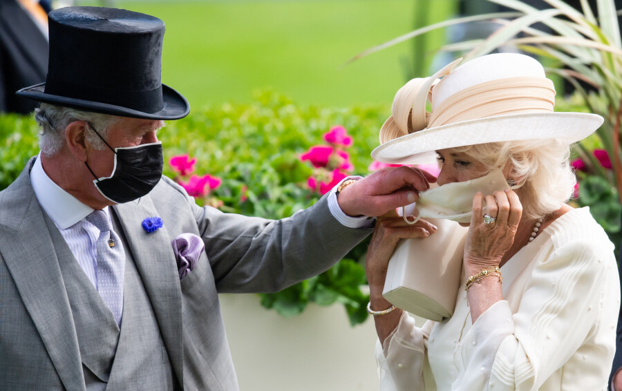 Le prince Charles et Camilla aux courses d'Ascot le 16 juin 2021.