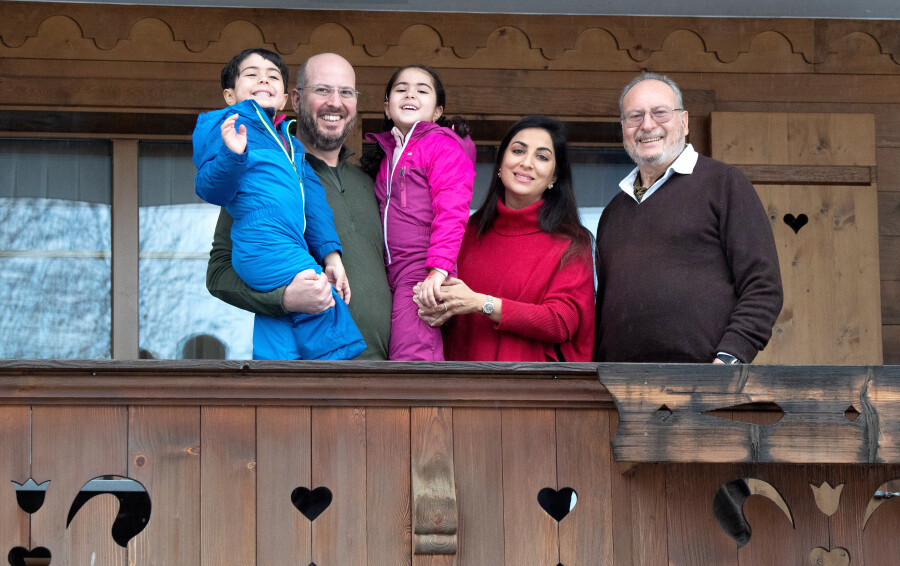 La princesse Noal d'Egypte en famille à Gstaad