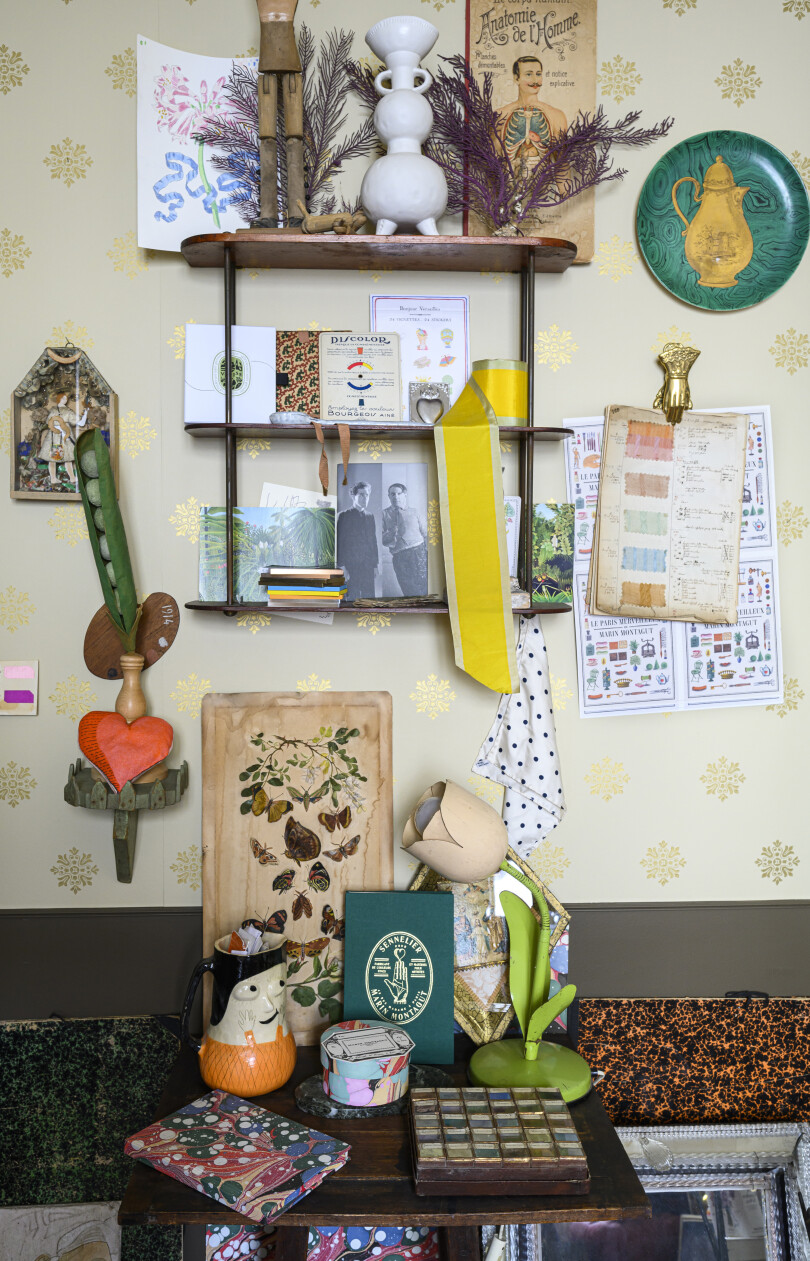 Les murs sont aussi des espaces propices à l'expression de la créativité de Marin Montagut.