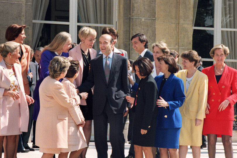 Alain Juppé et ses "Jupettes", en 1995.