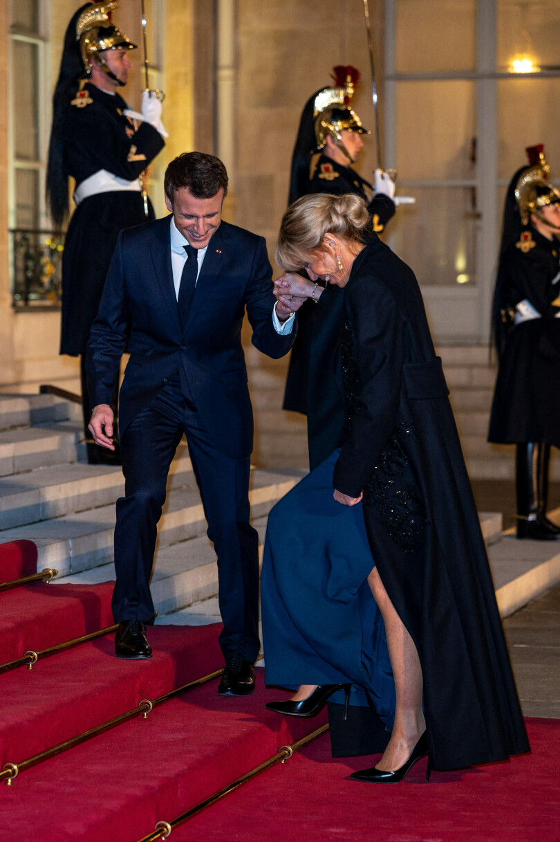 Brigitte et Emmanuel Macron, à l'Élysée, le 11 février 2022.