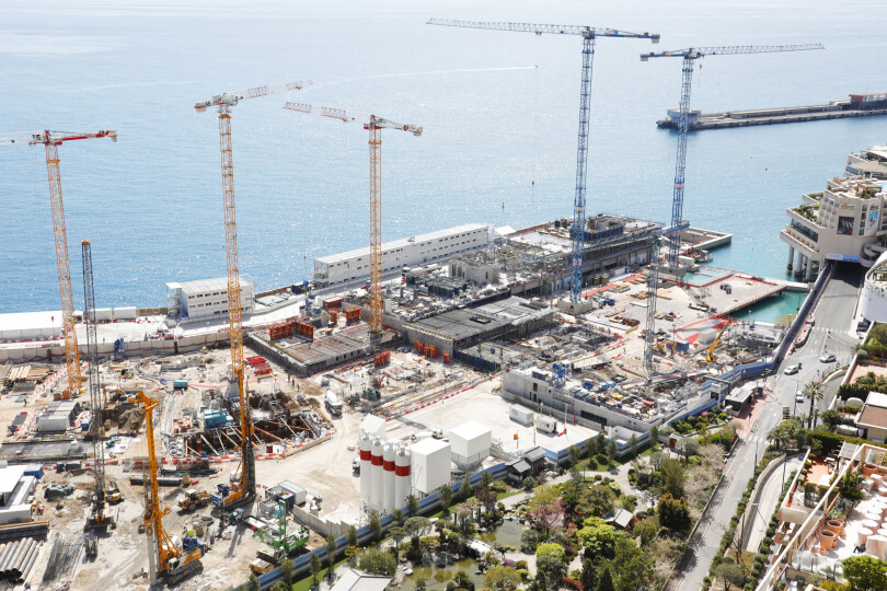 Le chantier de la gigantesque extension en mer "Mareterra".