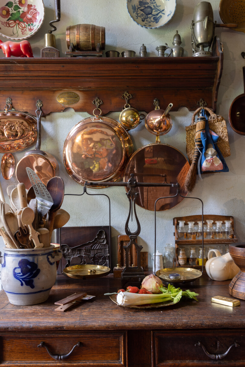 La cuisine de la ferme de Dina Vierny, dans les Yvelines.