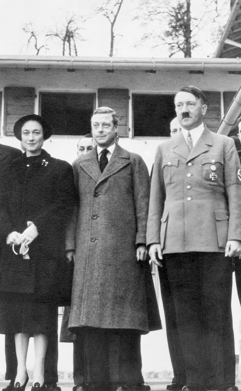 Le duc et la duchesse de Windsor ont rencontré Adolf Hitler lors d'une visite en Allemagne, à l'automne 1937.