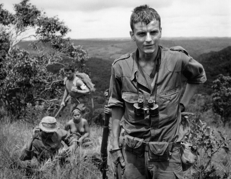 Le soldat d'Indochine de La 317e Section de Pierre Schoendoerffer.