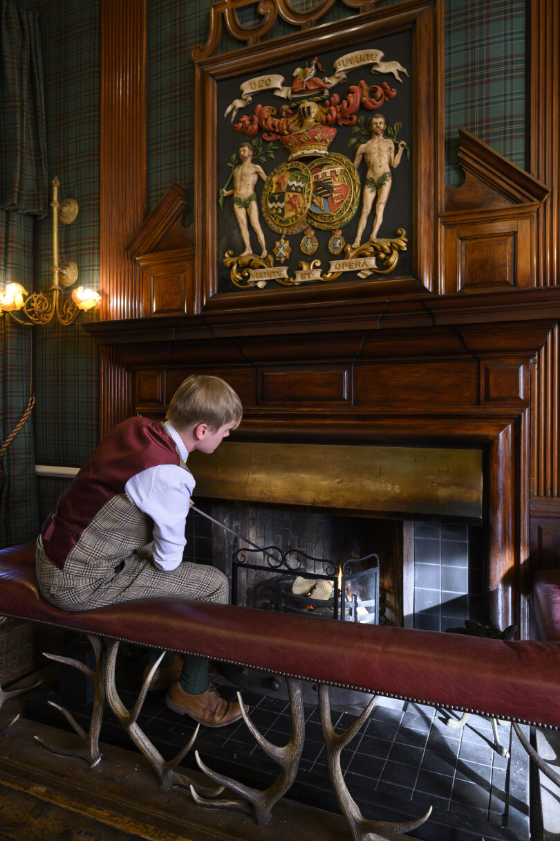 Le salon du Fife Arms, en Écosse.