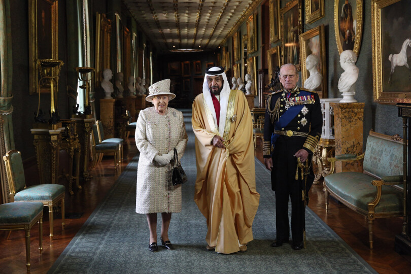 Élisabeth II, Philip et le cheikh Khalifa ben Zayed Al Nahyan à Windsor en avril 2013.