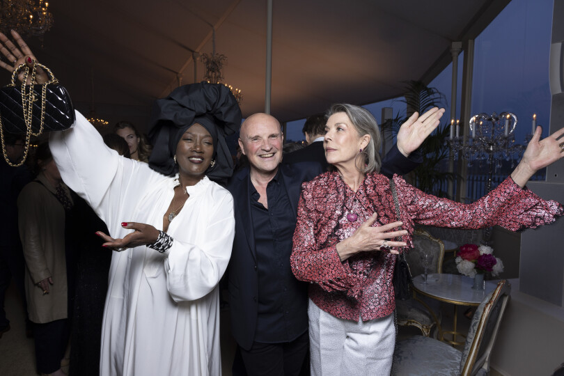 Ambiance festive au dîner à La Vigie avec Khadja Nin, Jean-Christophe Maillot et la princesse de Hanovre.