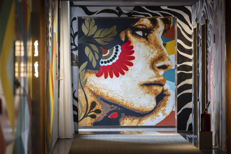 Corridor dans l'hôtel brésilien Rosewood Sao Paulo.