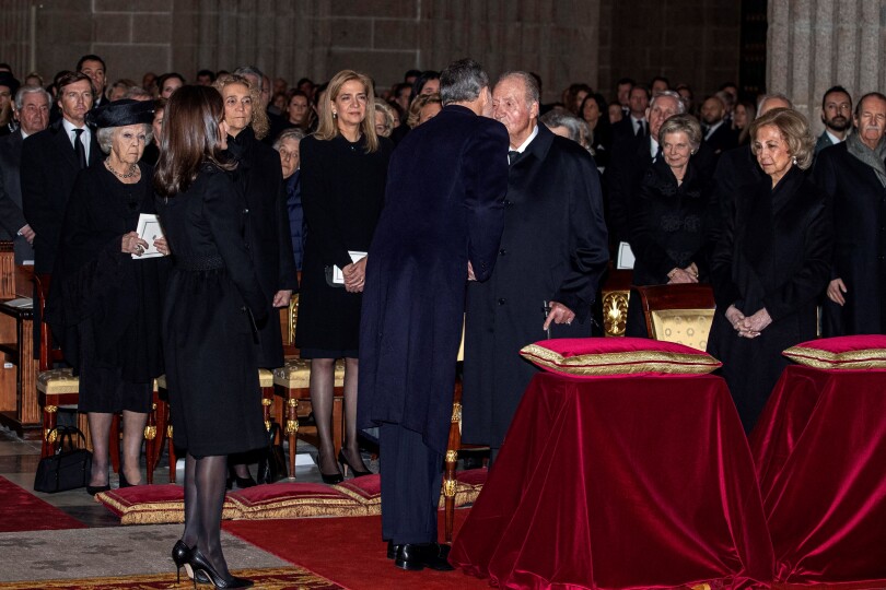 Juan Carlos et Felipe VI pour l'ultime hommage à l’infante Pilar, le 29 janvier 2020 en la basilique Saint-Laurent-de-l’Escurial.