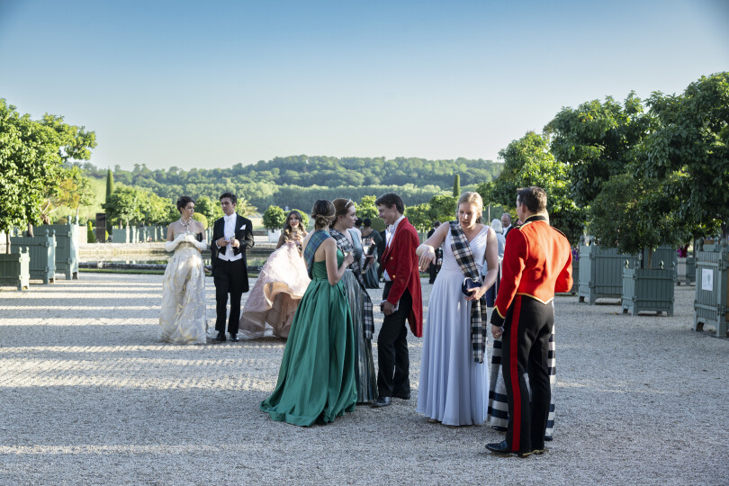 Après la visite privée du château de Versailles, le cocktail se tient dans les jardins de l’Orangerie.