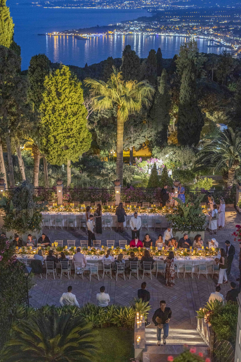 Défilé haute joaillerie Dior à Taormine en Sicile.