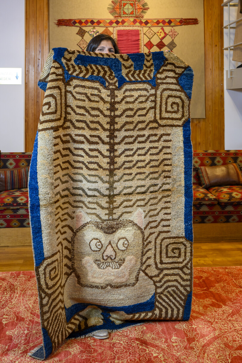 Carpette au motif tigre du Tibet.